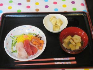 8月ユニット昼食