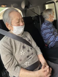 ④