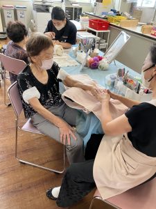 ④